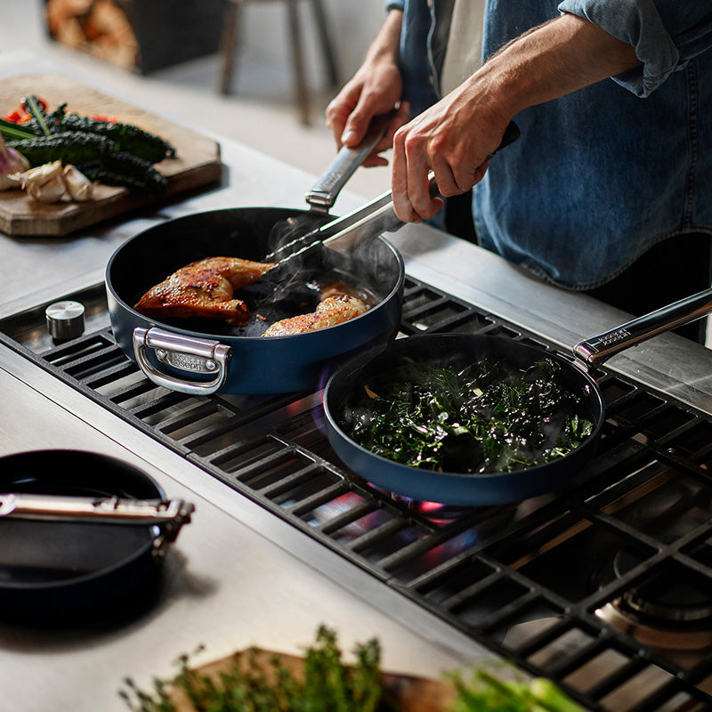 Poêle antiadhésive 24cm bleue SPACE Joseph Joseph