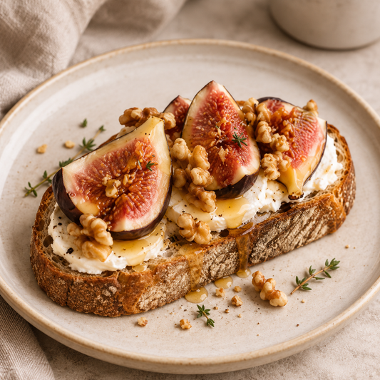 Tartines figue, chèvre, miel et noix