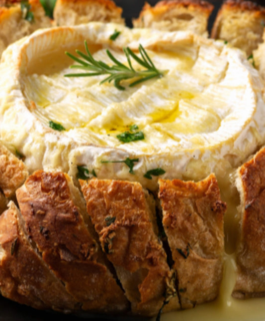 Camembert rôti dans son pain