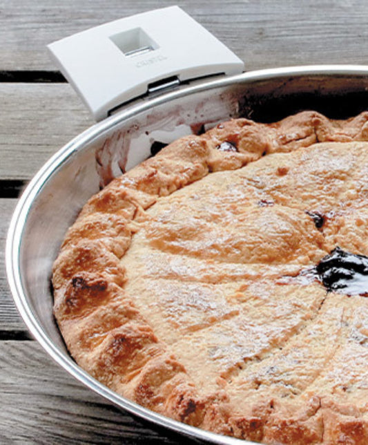 Le gâteau basque à la confiture de cerise