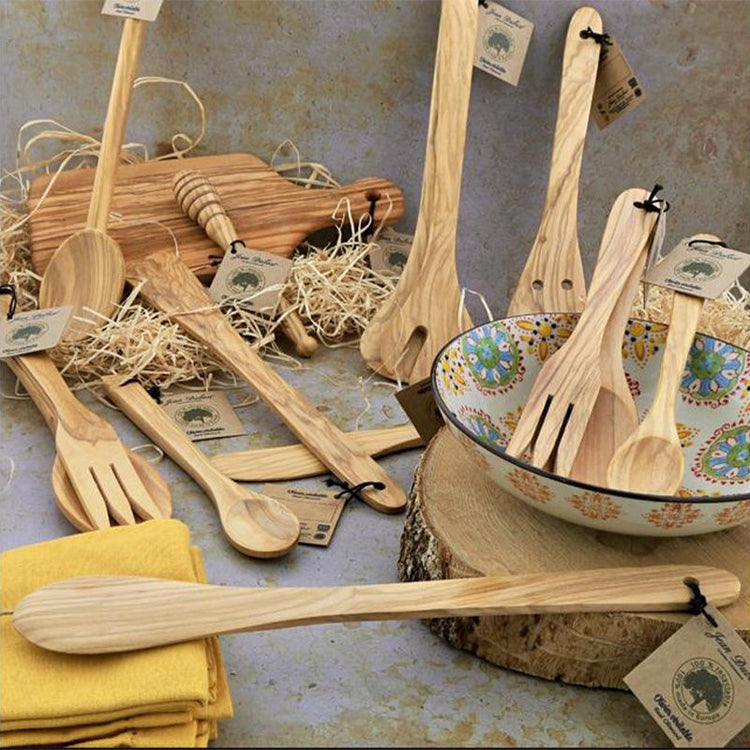 Spatule galbée trouée en bois d'olivier 30 cm Jean Dubost