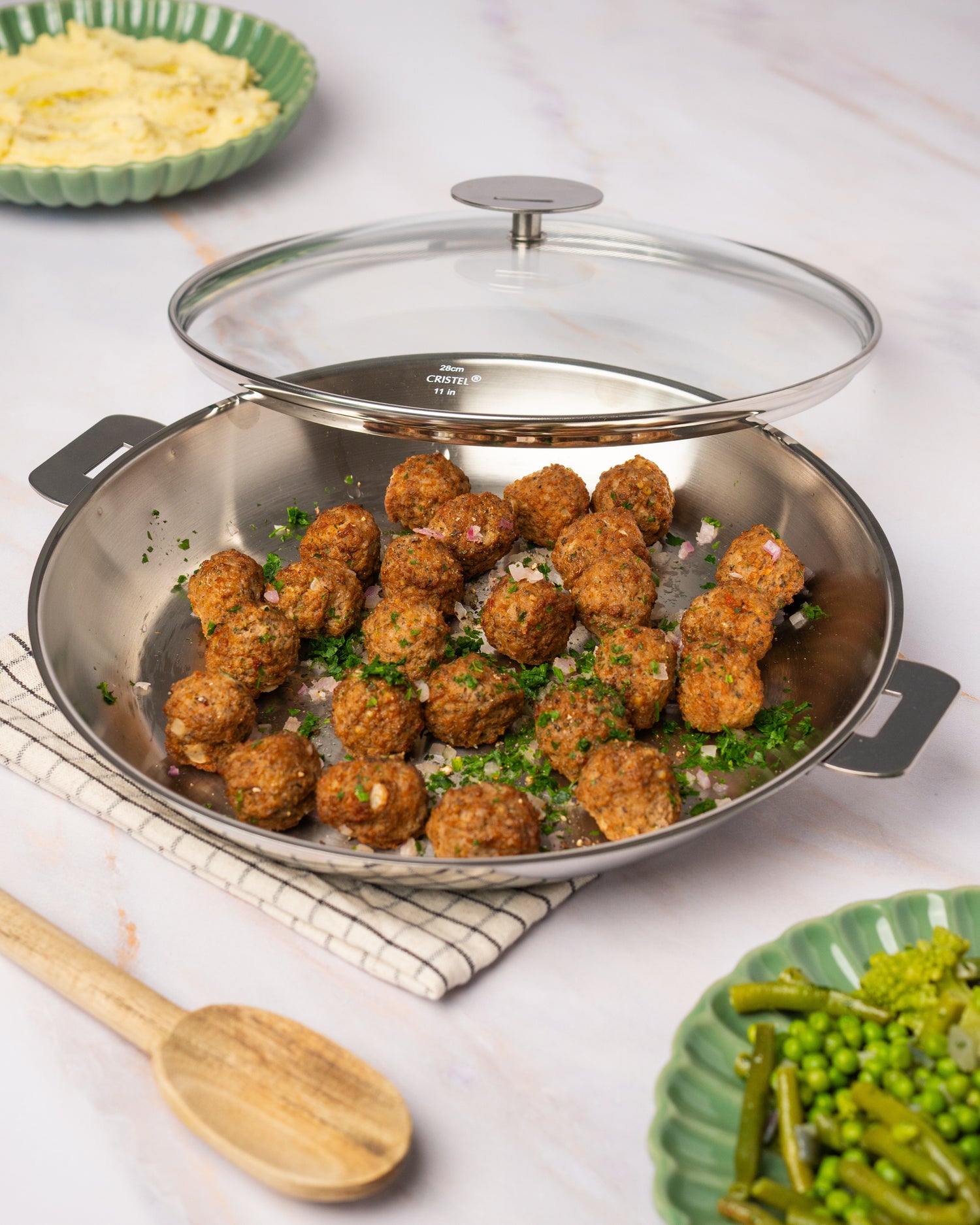 Du Bruit Dans La Cuisine