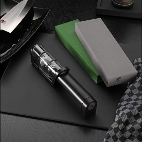 Double aiguiseur couteau Miyabi
