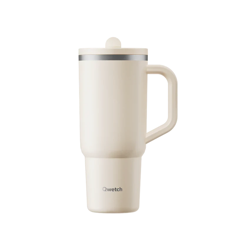 Mug isotherme Du Bruit dans la Cuisine Qwetch 900ml couleur sable en inox avec anse et couvercle