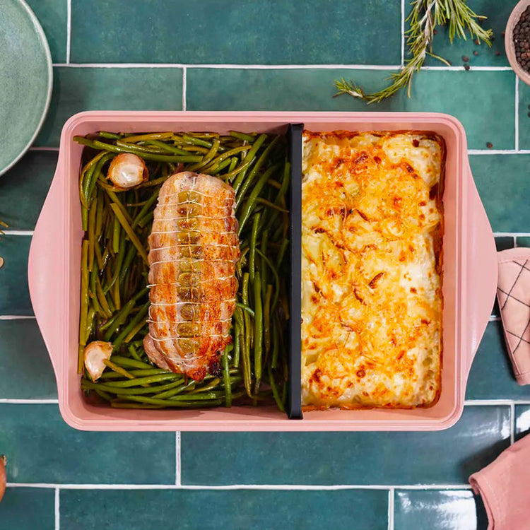 Plat à four en métal 40 cm rose L'Incroyable Cookut