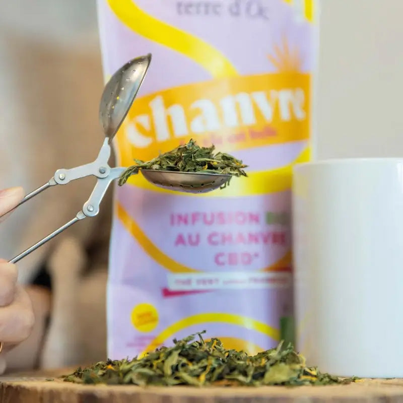 Infusion thé vert framboise bio la vie est belle 30g chanvre CBD Terre d'Oc