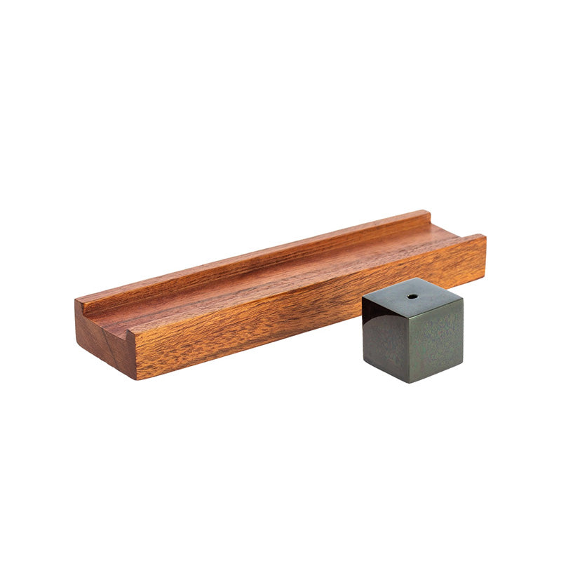 Porte-encens Paramita avec un cube noir Tierra Zen
