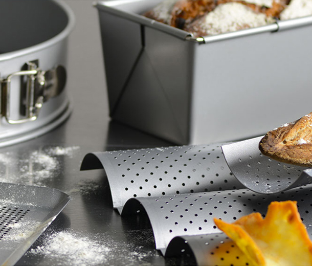 Moule à tarte amovible 28cm CRUSTY BAKE KitchenCraft® - Ambiance & Styles